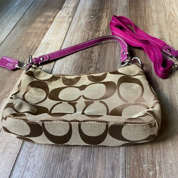 Coach crossbody - Picture 3 of 7